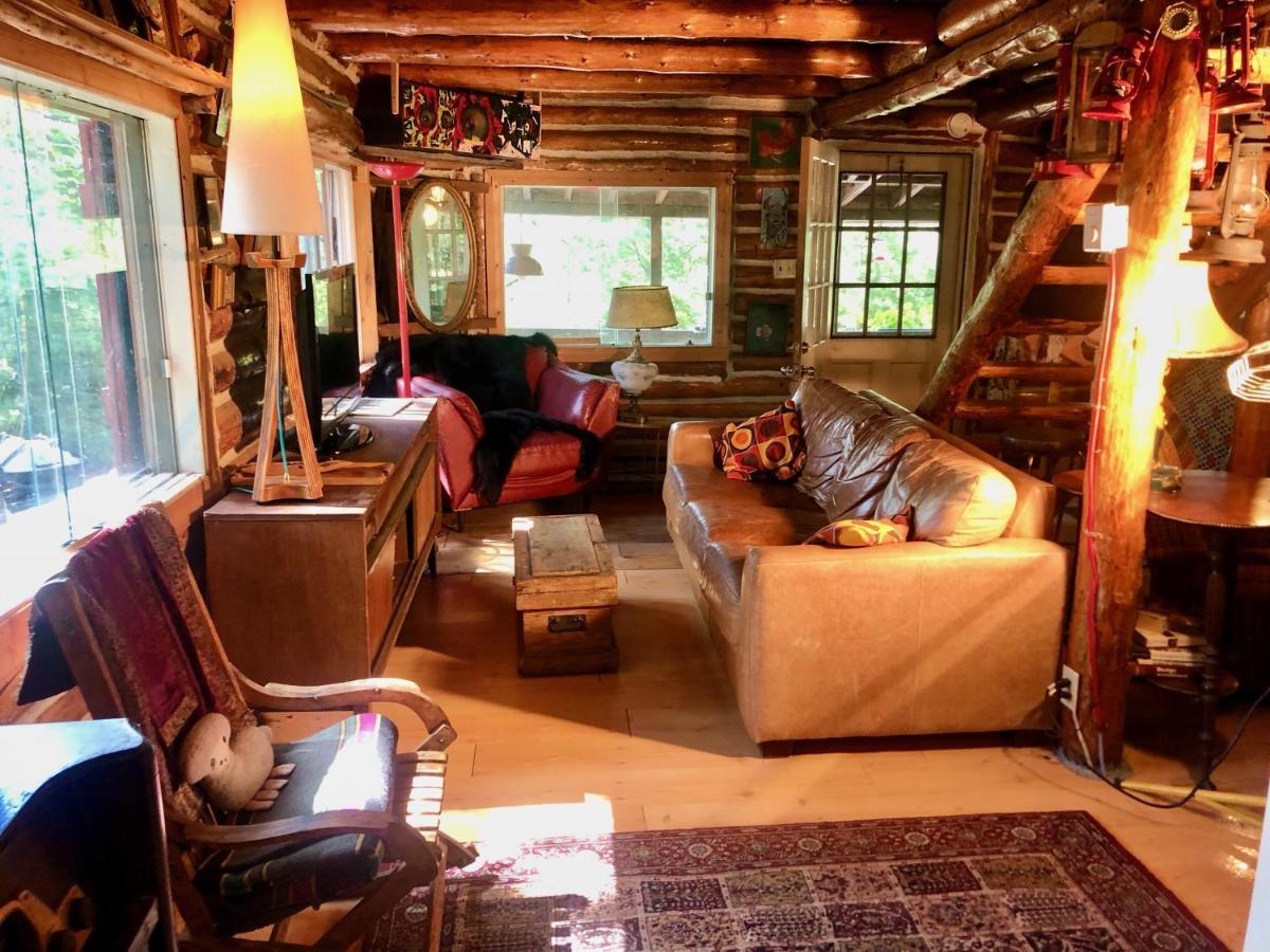 Chalet En Bois Rond Mauricie Saint-Alexis-des-Monts Exteriör bild